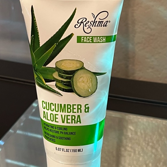 Reshma Face Wash CUCUMBER &
ALOE VERA soothing, hydrating, cooling properties. - Picture 7 of 9